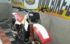 YAMAHA YZ 125