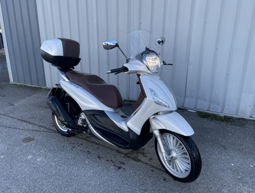 PIAGGIO BEVERLY 125 / GARANTIE / REVISEE