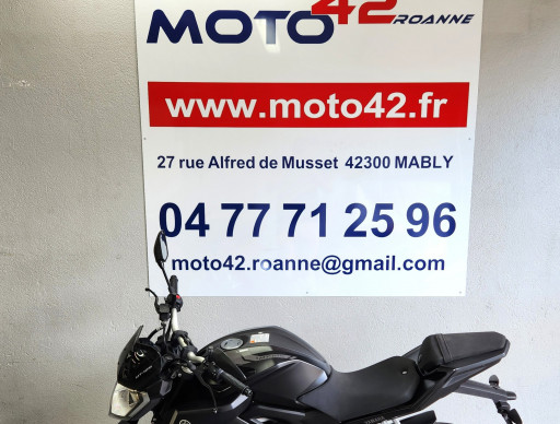 YAMAHA MT-125
