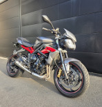 TRIUMPH STREET TRIPLE 675 R