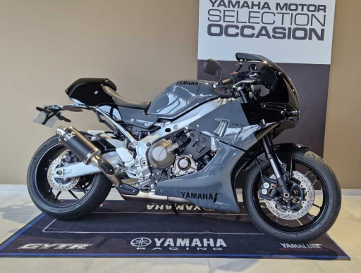 YAMAHA XSR 900 GP