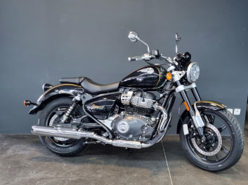 ROYAL ENFIELD SUPER METEOR INTERSTELLAR GREEN / 146.99€/MOIS* / DSN MOTOS 40