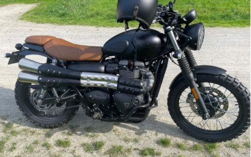 TRIUMPH SCRAMBLER 900