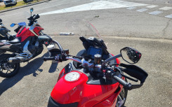DUCATI MULTISTRADA V2S V2 S + ACCESSOIRES
