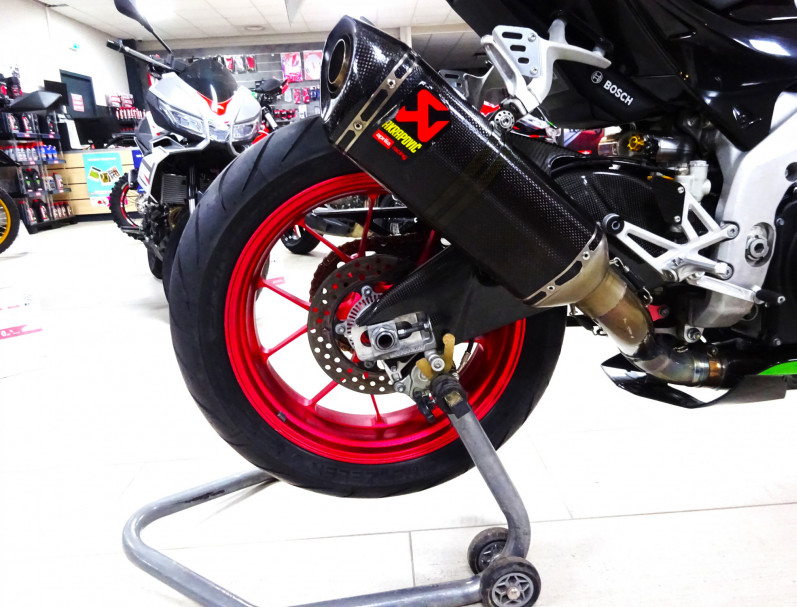 APRILIA RSV4 1000 RF