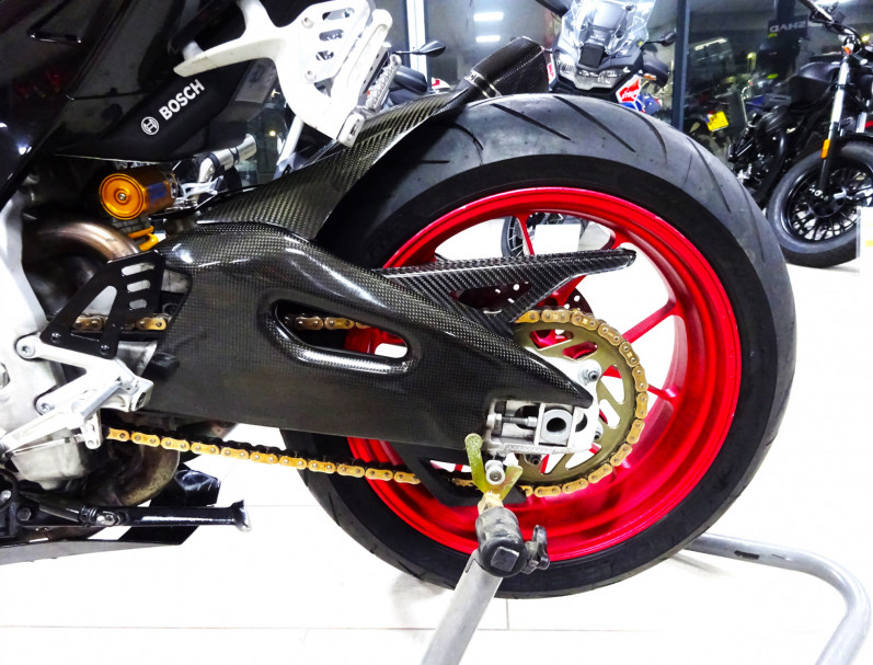 APRILIA RSV4 1000 RF