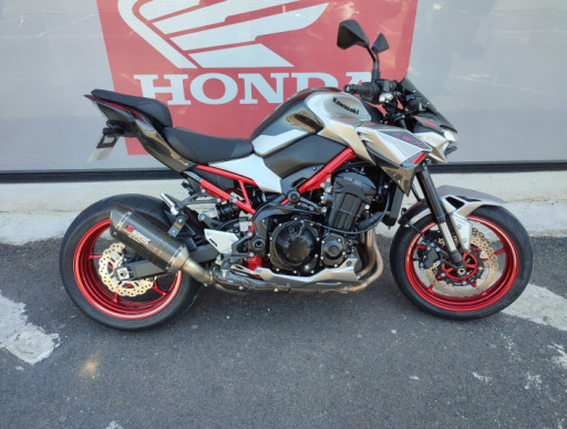 KAWASAKI Z 900