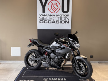 YAMAHA XJ6-N