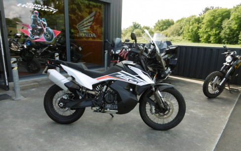 KTM 790 ADVENTURE