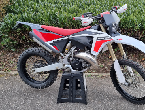 ENDURO FANTIC XE 125 MOTORS 54 