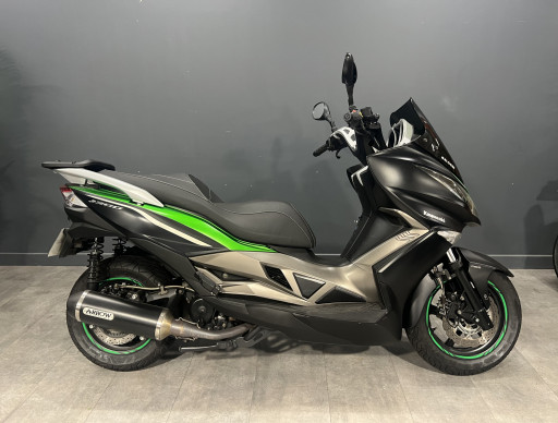 KAWASAKI J300 (A partir de 44€/mois)