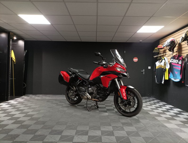 DUCATI Multistrada v2 s 