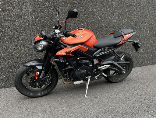 TRIUMPH STREET TRIPLE 765 R
