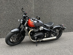 TRIUMPH Bonneville Bobber 1200