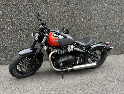 TRIUMPH Bonneville Bobber 1200