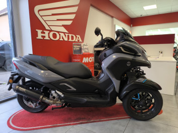 YAMAHA TRICITY MWD300