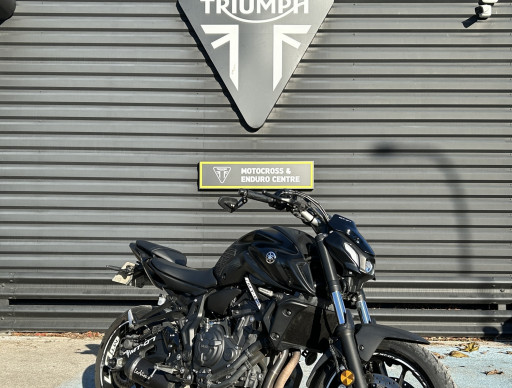 YAMAHA MT-07