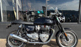 TRIUMPH THRUXTON 1200