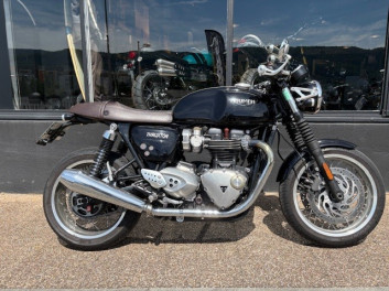 TRIUMPH THRUXTON 1200