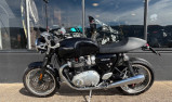 TRIUMPH THRUXTON 1200