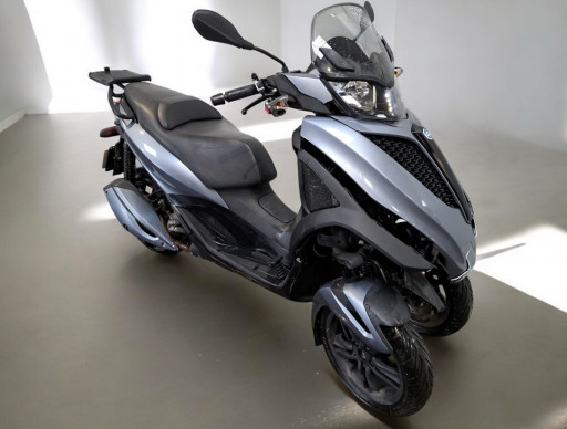 PIAGGIO MP3 300LT YOURBAN ACCIDENTE RSV 