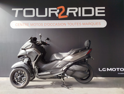 YAMAHA TRICITY 300 + ACCESSOIRES