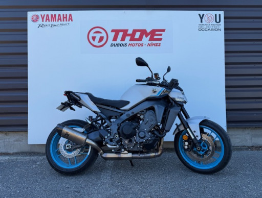 YAMAHA MT-09