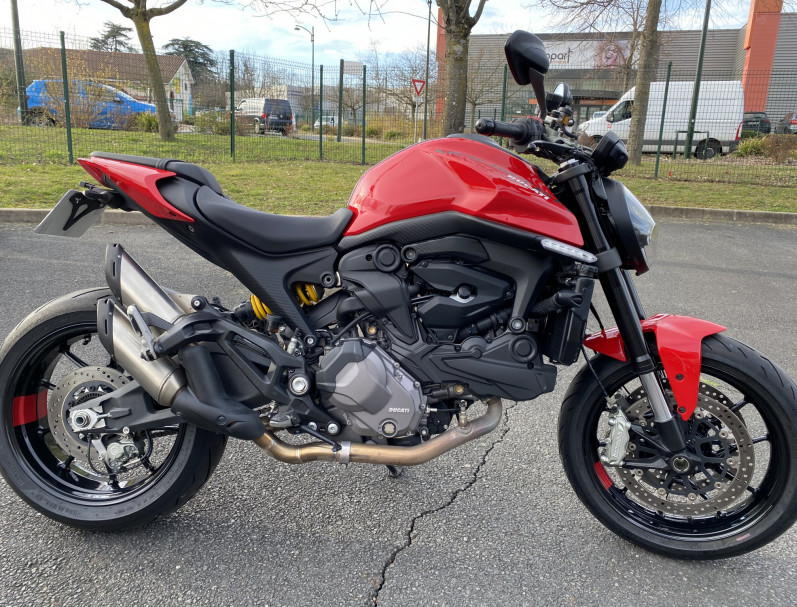 DUCATI MONSTER 937