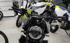 HUSQVARNA SVARTPILEN 801