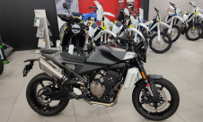 HUSQVARNA SVARTPILEN 801