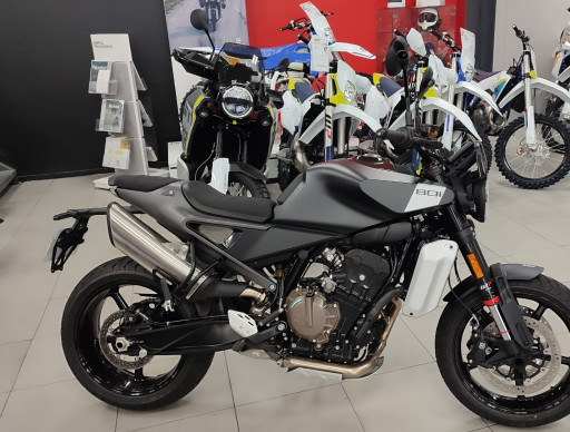 HUSQVARNA SVARTPILEN 801