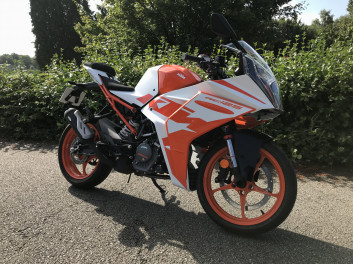 KTM RC 125 ABS