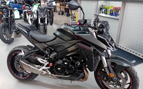 SUZUKI GSX-S 950
