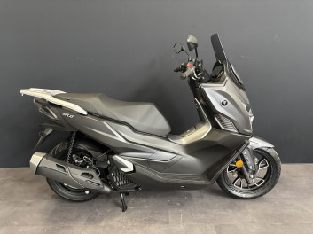 VOGE SR1 NEUF GARANTIE 3 ANS ! 