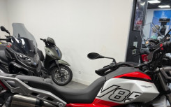 MOTO GUZZI V85 TT 