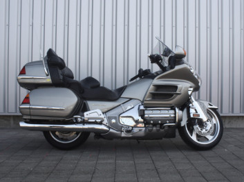 HONDA GOLDWING 1800 / TRES BON ETAT
