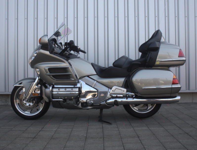 HONDA GOLDWING 1800 / TRES BON ETAT