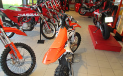 KTM 300 SX 2024 1h à partir de 149e/mois*