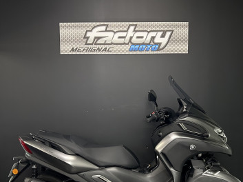 YAMAHA TRICITY 300