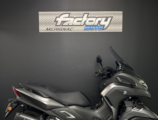 YAMAHA TRICITY 300