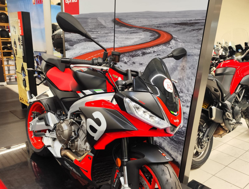 * BLACK FRIDAY * APRILIA TUONO 660