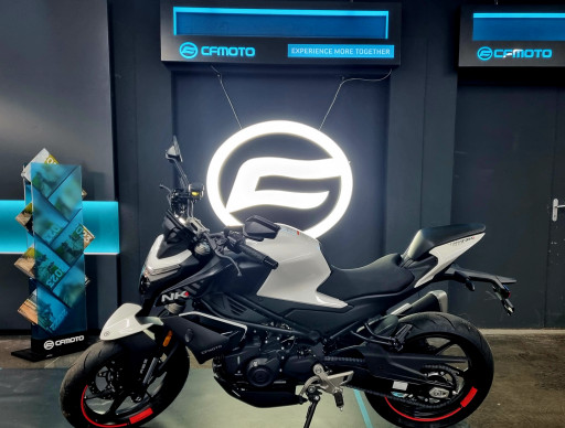 CF MOTO 450NK 2024 / 107.32€/MOIS* / DSN MOTOS 40