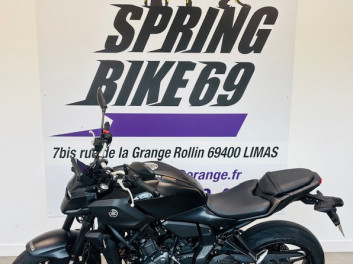 YAMAHA MT-07 (47.5CV)