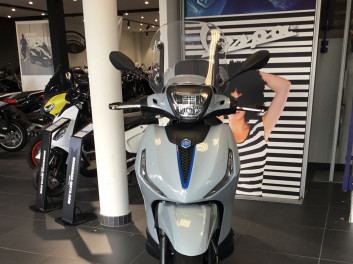 PIAGGIO BEVERLY S 400