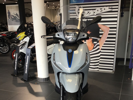 PIAGGIO BEVERLY S 400