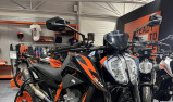 KTM 890 DUKE R