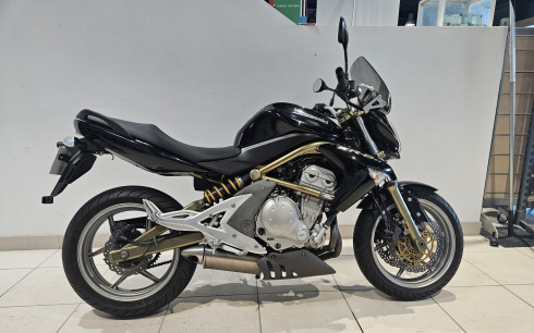 KAWASAKI ER-6