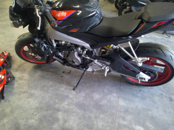 APRILIA TUONO 660 ACCIDENTE RSV N°22187