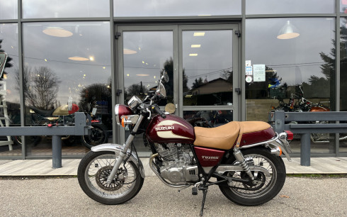 SUZUKI TU 250 - 1999 -12 759 KM - OCCASION - GARANTIE / RÉVISÉE / LIVRAISON POSSIBLE