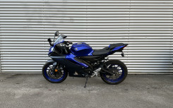 YAMAHA YZF 125 R ABS 1ERE MAIN 